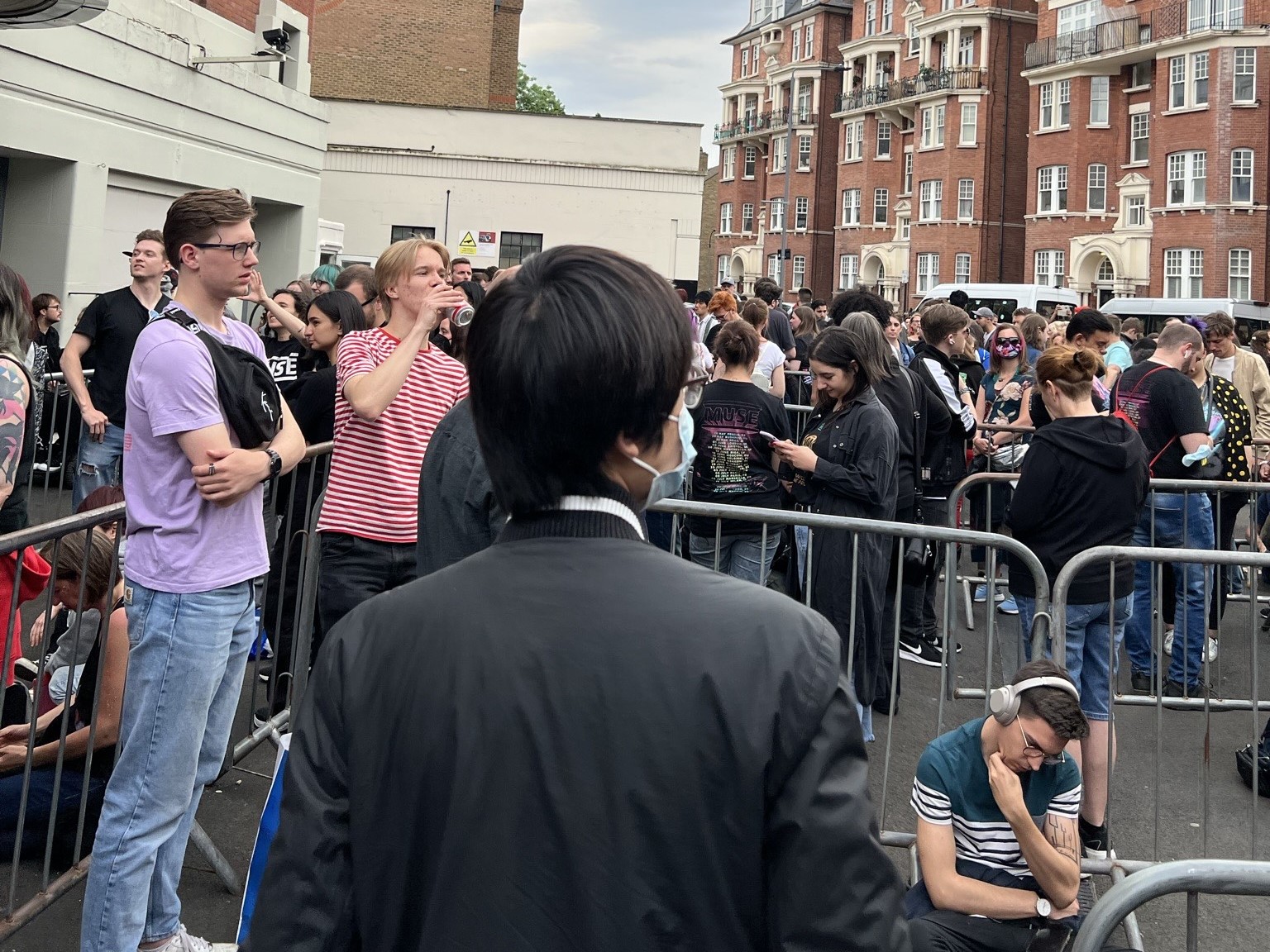 The queue in front of the Eventim Apollo